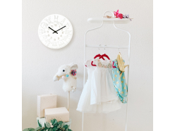 drevene-designove-hodiny-bile-mpm-dosan-omalovanka