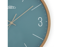 drevene-designove-hodiny-modre-svetle-hnede-nastenne-hodiny-prim-colorful-forest-c
