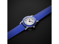 detske-hodinky-primky-pastelka-2025-c-uslachtile-nehrdzavejuce-puzdro-biely-cerny-cifernik