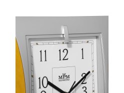 hranate-plastove-hodiny-stribrne-svetle-hnede-mpm-xaver-stribrno-svetle-drevene