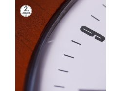 kwadratowy-plastikowy-zegar-ciemny-brazowy-mpm-runar-ii-jakosc