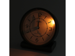 analogovy-budik-plastovy-bily-cerny-prim-alarm-gentleman-cernobily
