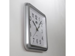 kwadratowy-plastikowy-zegar-srebrny-mpm-elpen-srebrny